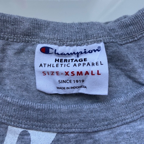 Champion Crop Tee - Picture 5 of 6